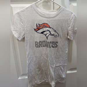 Broncos burn out tee